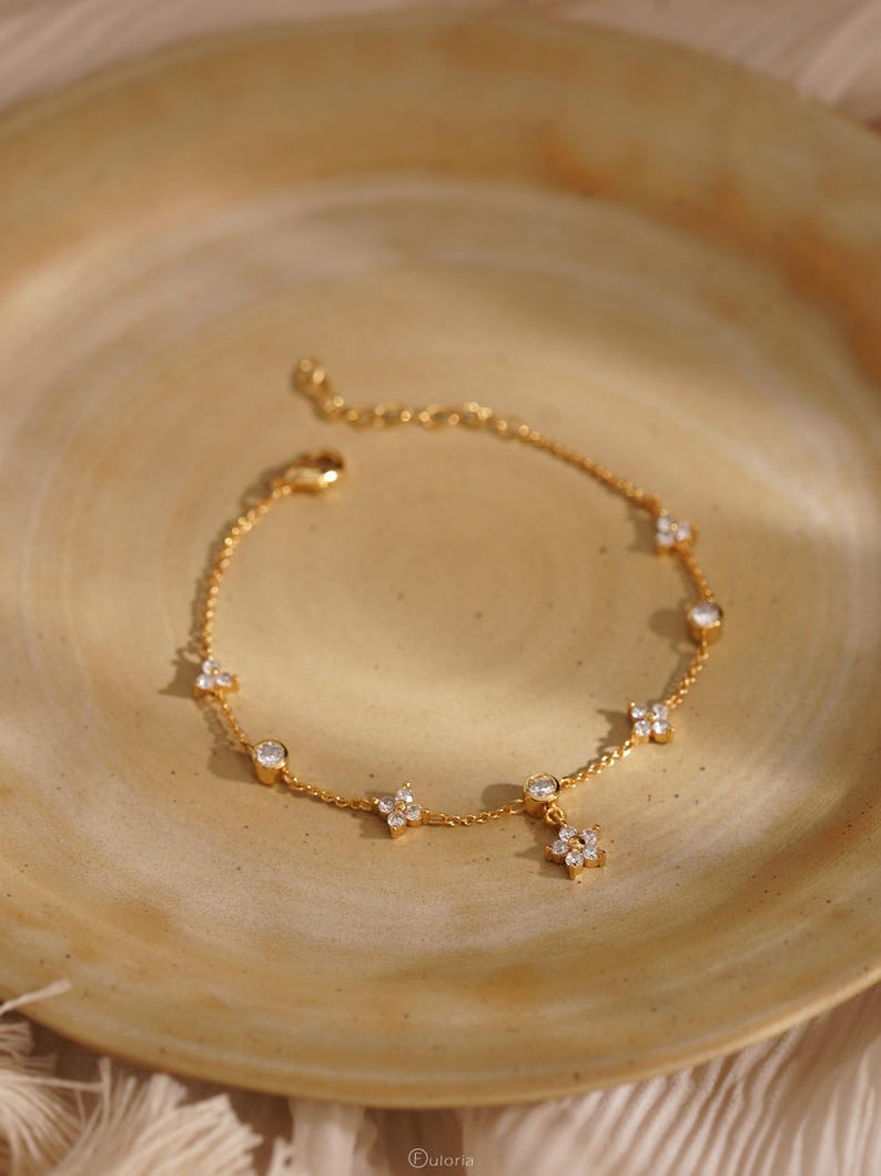 Gold-tone floral diamond bracelet, delicate adjustable flower bracelet for women, 16+3 cm