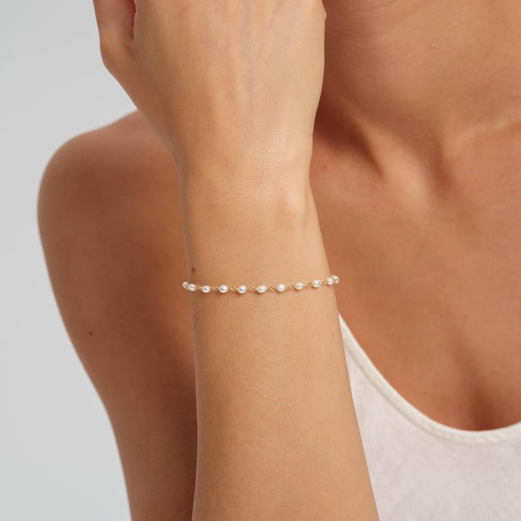 Gold Filled Baroque Pearl Bracelet, Tiny Freshwater Pearls, 7.1 Inch, Adjustable