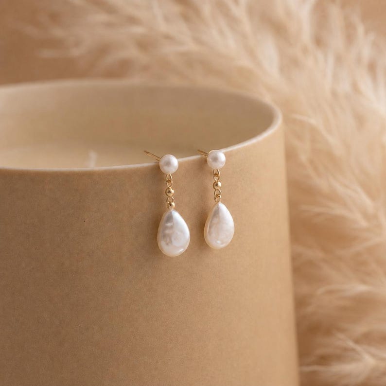 Baroque Freshwater Pearl Drop Earrings – Minimalist Gold-Tone Pearl Stud Earrings