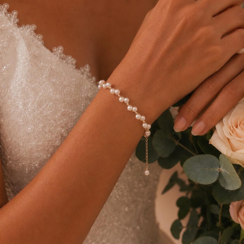 Freshwater pearl beaded bracelet (adjustable, 22 cm long)