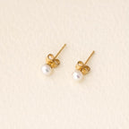 Women's 14K Solid Gold Freshwater Pearl Stud Earrings – Minimalist Design with Aurora-like Luster