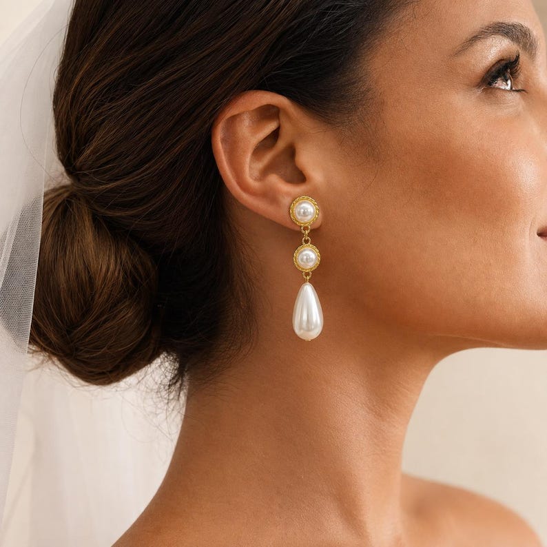 Gold-plated pearl drop earrings – Jewelry (length 5.6 cm)